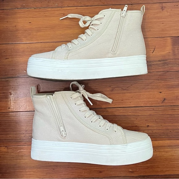 Universal thread beige platform sneakers - Picture 2 of 5